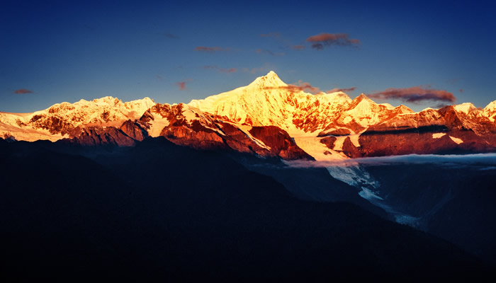 梅裏雪(xuě)山(shān)